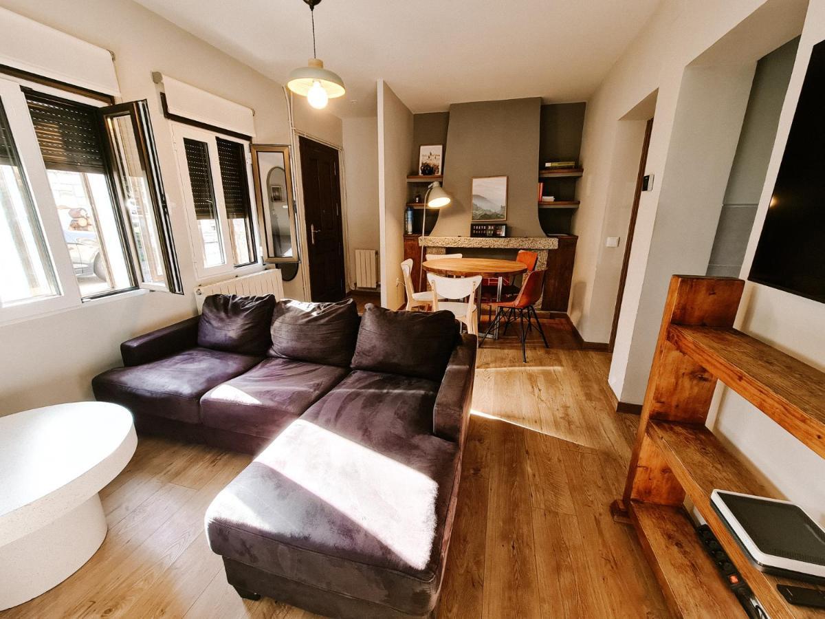 Casa Rural Valsain Lodge La Pradera de Navalhorno Luaran gambar